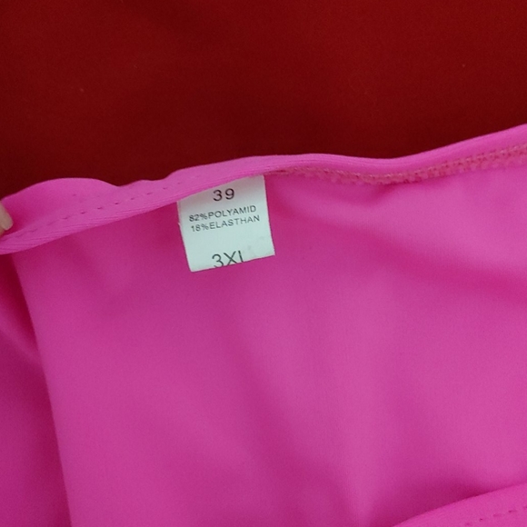 Bikini - Picture 2 of 5